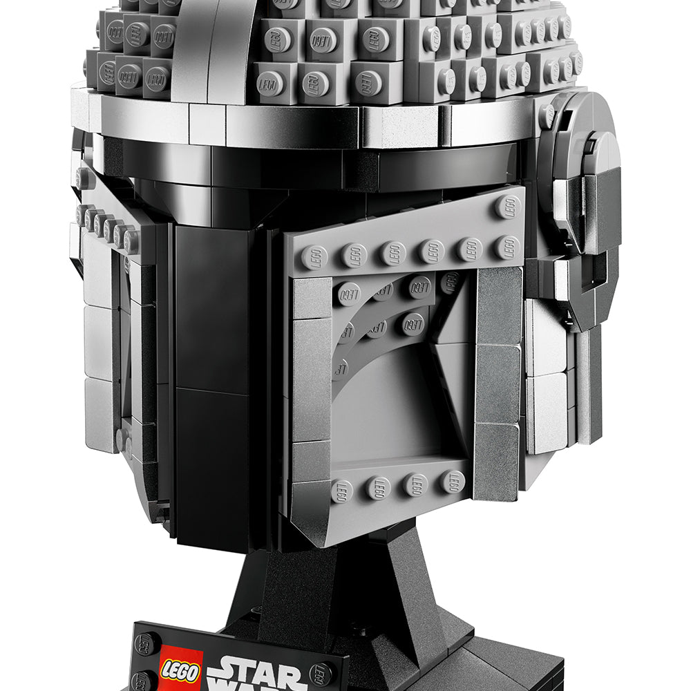 LEGO Star Wars The Mandalorian Helmet 75328 Building Kit (584 Pieces)