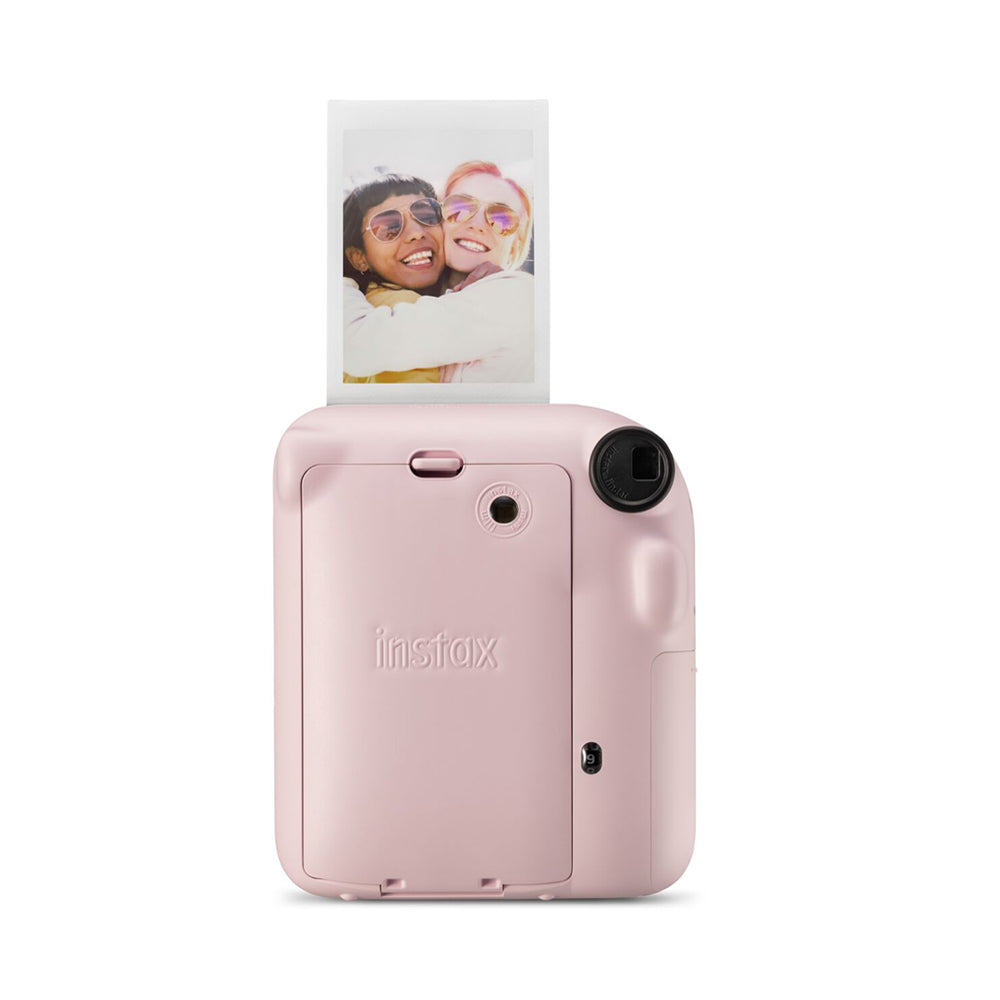 Fujifilm Instax Mini 11 outlet Instant Film Camera in Blush Pink