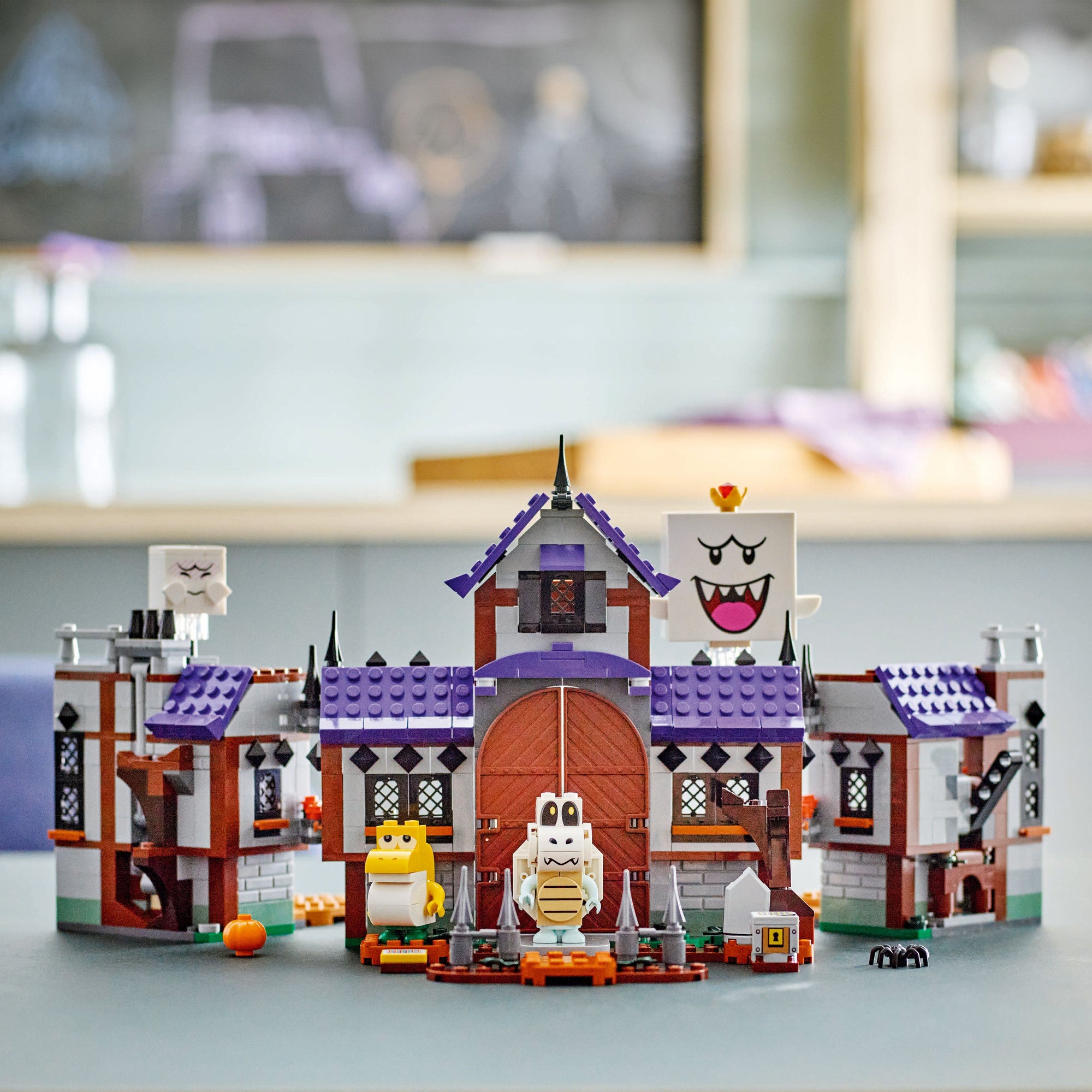 LEGO® Super Mario™ King Boo's Haunted Mansion 71436