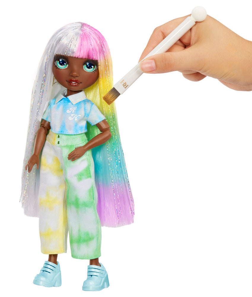 Rainbow High Color NEW Theme Dolls- Green Eyes