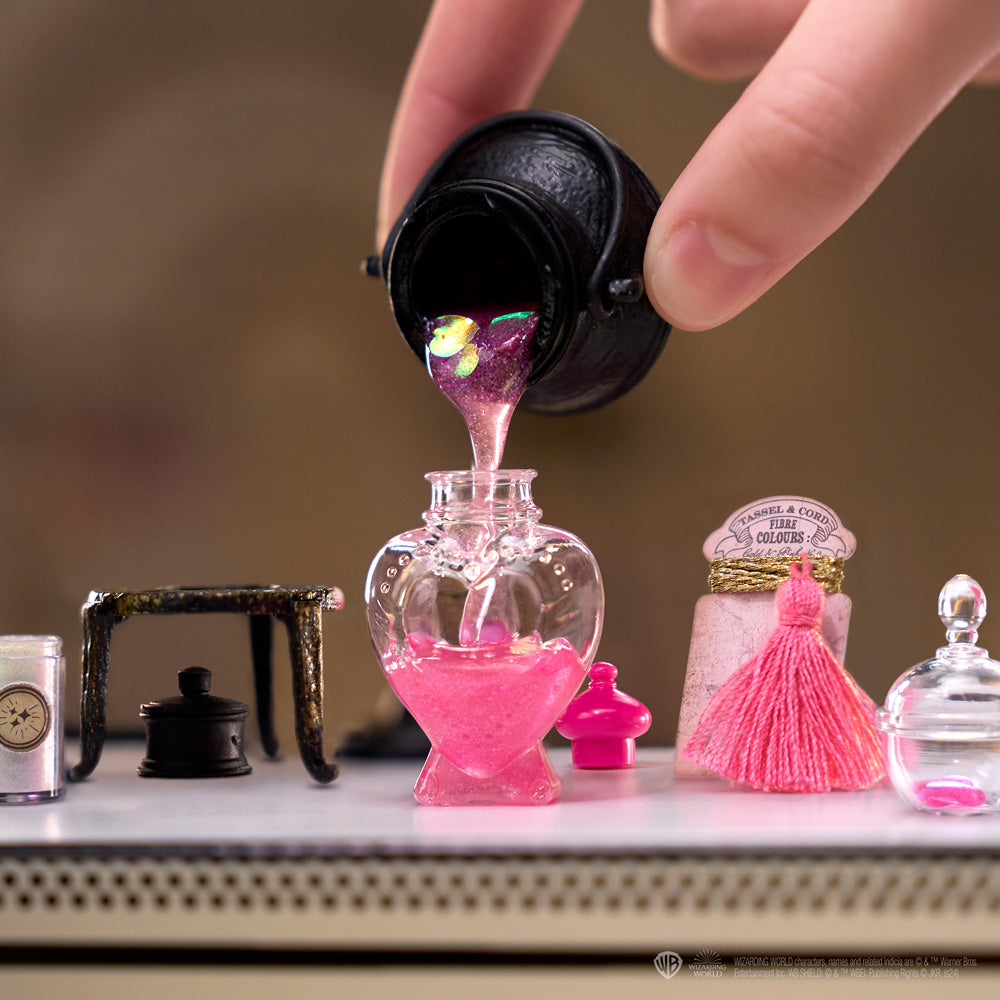 MGA's Miniverse-Harry Potter Make It Mini Potions