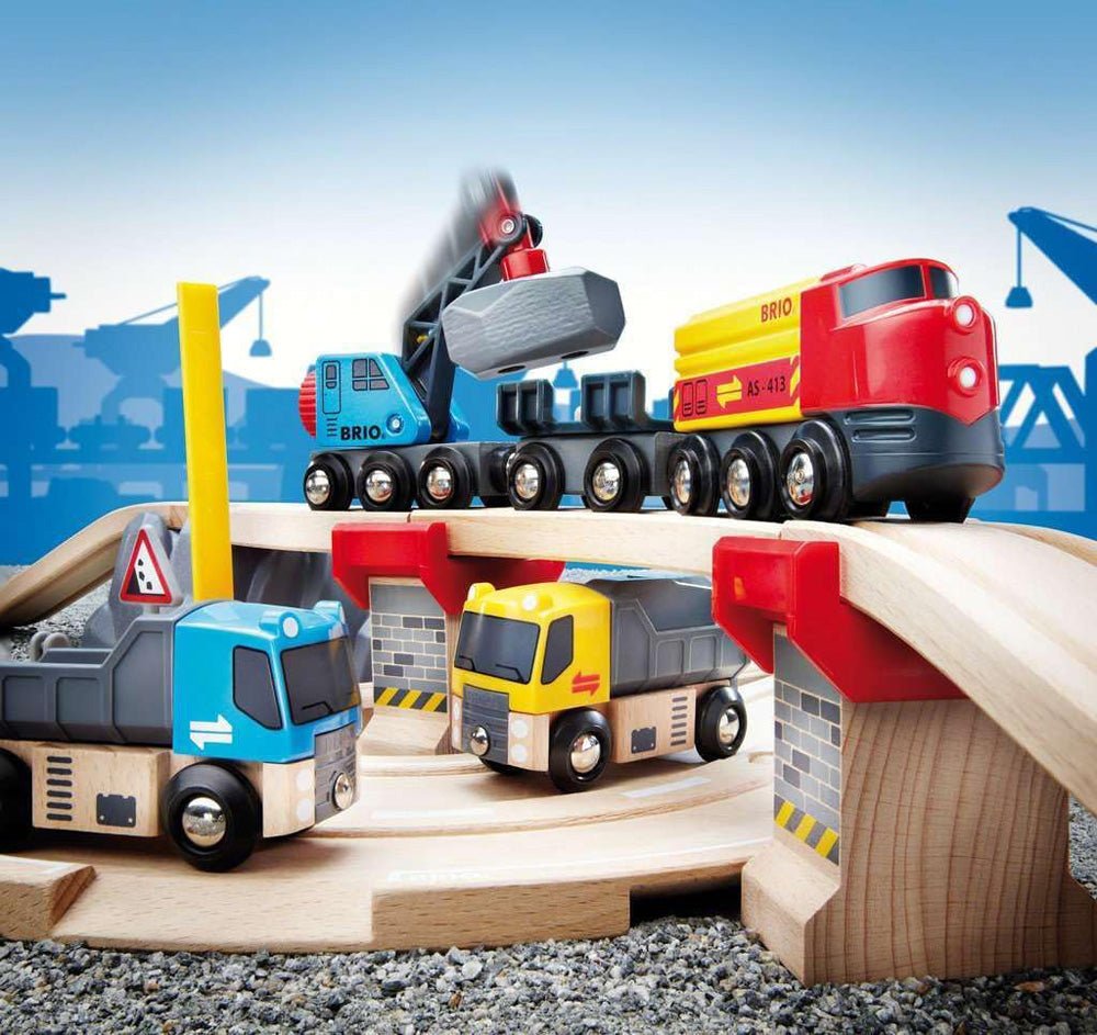 Brio Rail & Road Loading Set - Mastermind Toys___127651