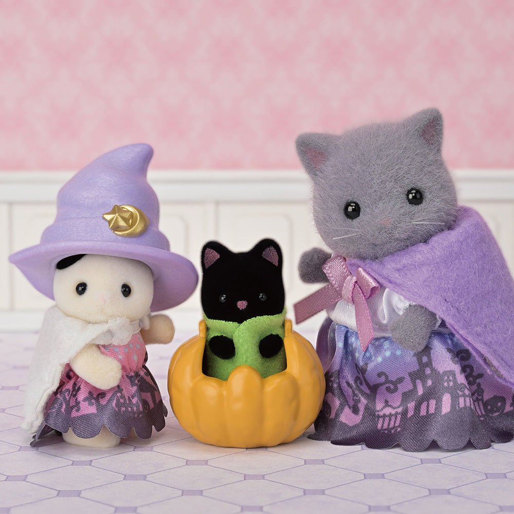 Calico Critters Halloween Surprise Party Set - Mastermind Toys___235931