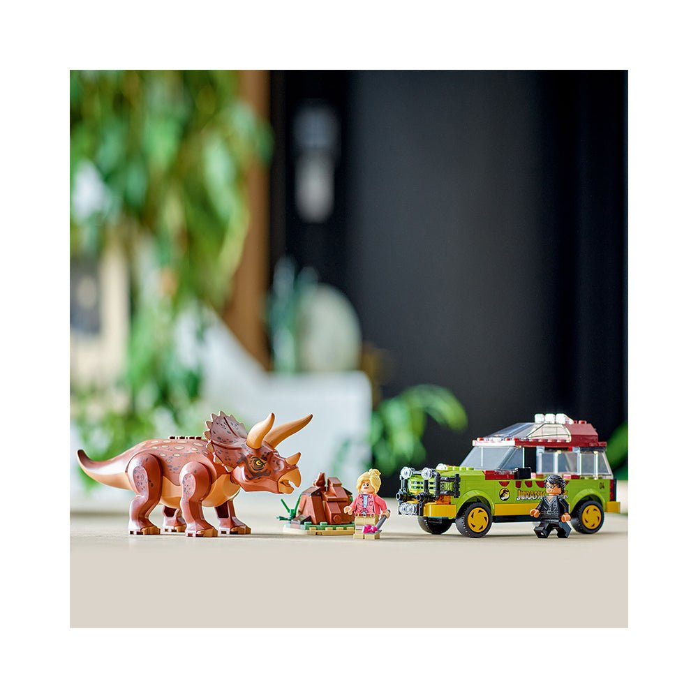 Lego Jurassic Park Triceratops Research 76959 Building Set (281 Pieces) - Mastermind Toys___229765